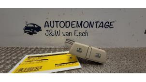 Gebruikte Cabriodak Bediening Fiat 500 (312) 1.2 69 Prijs € 24,20 Inclusief btw aangeboden door Autodemontage J&W van Esch