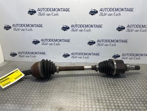 Gebruikte Steekas links-voor Ford Fiesta 7 1.0 EcoBoost 12V 100 Prijs € 90,75 Inclusief btw aangeboden door Autodemontage J&W van Esch