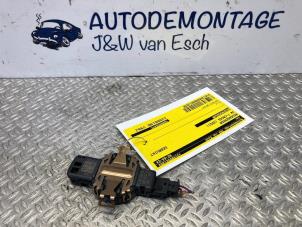 Gebruikte Sensor regen Volkswagen T-Cross 1.0 TSI 115 12V Prijs € 60,50 Inclusief btw aangeboden door Autodemontage J&W van Esch