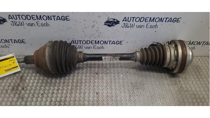 Gebruikte Steekas links-voor Audi Q2 (GAB/GAG) 1.4 TFSI 16V Prijs € 199,65 Inclusief btw aangeboden door Autodemontage J&W van Esch