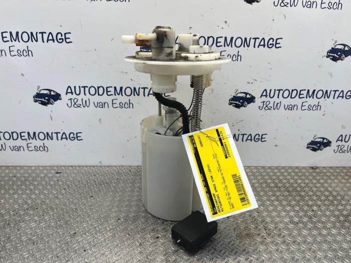 Gebruikte Benzinepomp Mitsubishi Space Star (A0) 1.2 12V Prijs € 42,35 Inclusief btw aangeboden door Autodemontage J&W van Esch