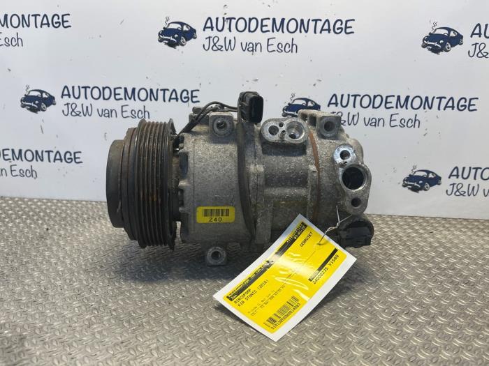 Gebruikte Aircopomp Kia Stonic (YB) 1.0i T-GDi 12V Prijs € 181,50 Inclusief btw aangeboden door Autodemontage J&W van Esch