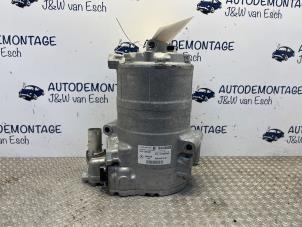 Gebruikte Pomp Airco Mercedes CLA Shooting Brake (118.6) 1.3 CLA-250 e Turbo 16V Prijs € 302,50 Inclusief btw aangeboden door Autodemontage J&W van Esch