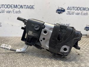 Gebruikte Deurslot Mechaniek 4Deurs rechts-voor Citroen C3 (SX/SW) 1.2 Vti 12V PureTech Prijs € 42,35 Inclusief btw aangeboden door Autodemontage J&W van Esch