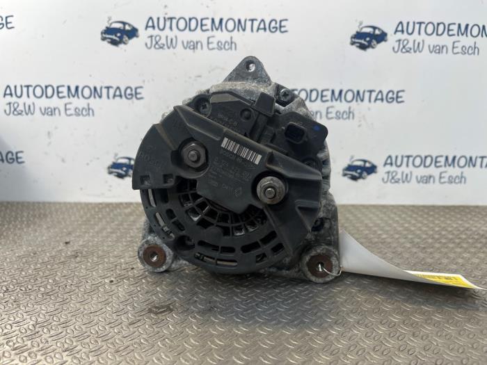 Gebruikte Dynamo Renault Twingo II (CN) 1.5 dCi 90 FAP Prijs € 30,25 Inclusief btw aangeboden door Autodemontage J&W van Esch