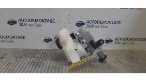 Gebruikte Hoofdremcilinder Volkswagen Taigo 1.0 TSI 115 12V Prijs € 90,75 Inclusief btw aangeboden door Autodemontage J&W van Esch