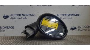 Gebruikte Spiegel Buiten rechts Mini Clubman (R55) 1.6 16V Cooper S Prijs € 30,25 Inclusief btw aangeboden door Autodemontage J&W van Esch