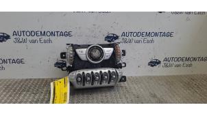 Gebruikte Schakelaar Elektrisch Raam Mini Clubman (R55) 1.6 16V Cooper S Prijs € 42,35 Inclusief btw aangeboden door Autodemontage J&W van Esch