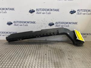 Gebruikte Bumpersteun links-achter Skoda Fabia III (NJ3) 1.0 12V Prijs € 15,13 Inclusief btw aangeboden door Autodemontage J&W van Esch