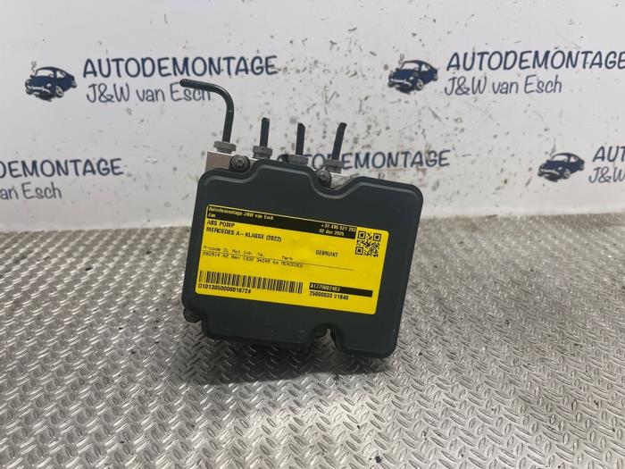 Gebruikte ABS Pomp Mercedes A (177.0) 1.3 A-160 Turbo 16V Prijs € 302,50 Inclusief btw aangeboden door Autodemontage J&W van Esch