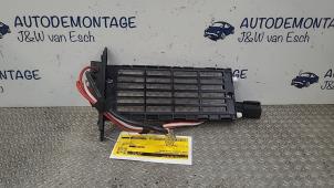 Gebruikte Kachel Verwarmingselement Ford Tourneo Courier (JU2) 1.0 Ti-VCT EcoBoost 12V Prijs € 90,75 Inclusief btw aangeboden door Autodemontage J&W van Esch