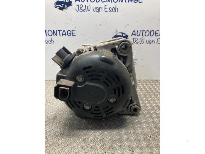 Dynamo van een Ford Tourneo Courier (JU2) 1.0 Ti-VCT EcoBoost 12V 2015