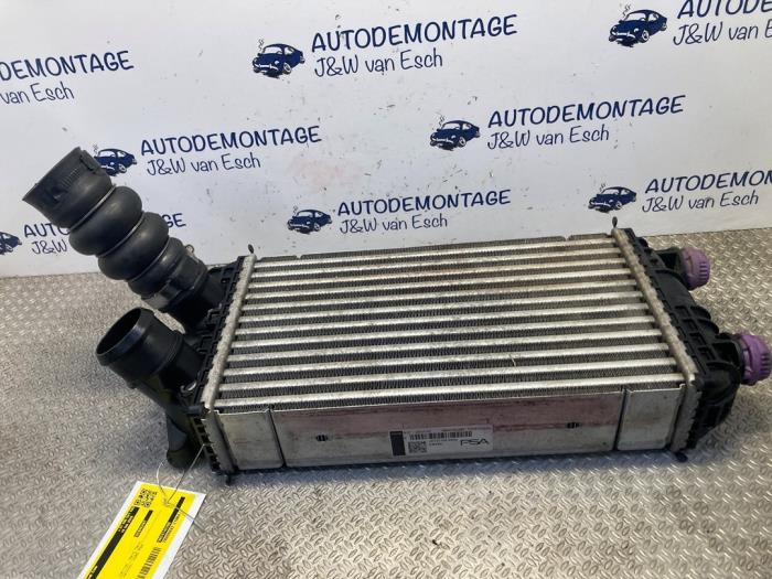 Gebruikte Intercooler Opel Corsa F (UB/UH/UP) Prijs € 102,85 Inclusief btw aangeboden door Autodemontage J&W van Esch