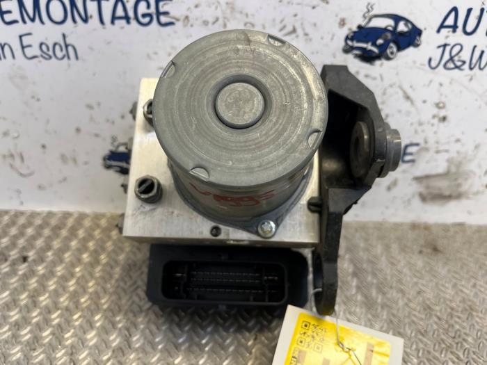 Gebruikte ABS Pomp Skoda Fabia IV (PJ3) 1.0 MPI 12V Prijs € 102,85 Inclusief btw aangeboden door Autodemontage J&W van Esch