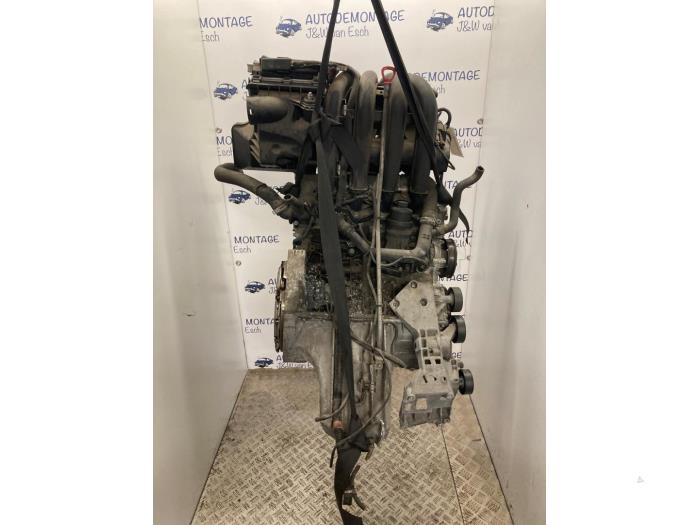 Motor Mercedes B (W245), 2005 / 2011 1.7 B-170 16V, Hatchback, Benzine, 1.699cc, 85kW (116pk), FWD, M266940, 2005-03 / 2011-11, 245.232 (Gebruikt)