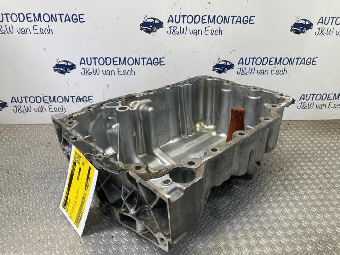 Gebruikte Carterpan Seat Ibiza V (KJB) 1.0 MPI 12V Prijs € 60,50 Inclusief btw aangeboden door Autodemontage J&W van Esch