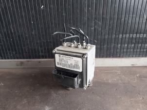 Gebruikte ABS Pomp Volkswagen Passat (3C2) 3.2 VR6 FSI 24V Prijs € 49,99 Margeregeling aangeboden door Autodemontage Gout