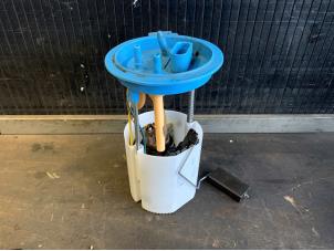 Gebruikte Brandstofpomp Elektrisch Volkswagen Golf Plus (5M1/1KP) 1.4 TSI 122 16V Prijs € 19,99 Margeregeling aangeboden door Autodemontage Gout