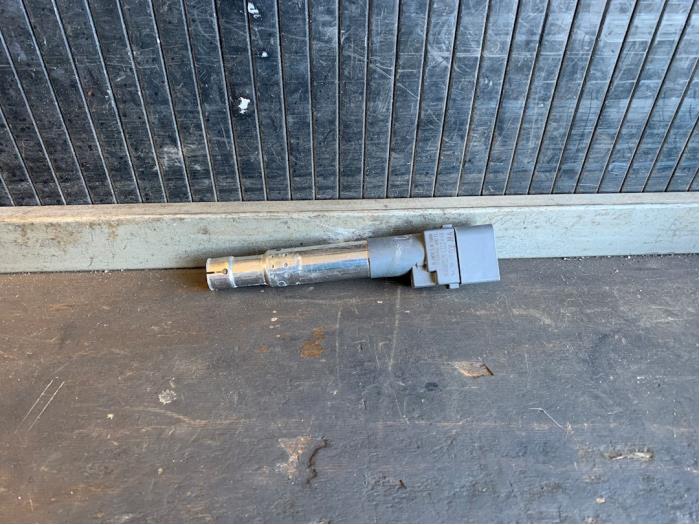 Gebruikte Pen Bobine Volkswagen Golf V 4Motion (1K1) 3.2 R32 V6 24V Prijs € 19,99 Margeregeling aangeboden door Autodemontage Gout