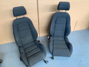 Gebruikte Voorstoelen links + rechts Audi TT Roadster (8N9) Prijs € 199,99 Margeregeling aangeboden door Autodemontage Gout