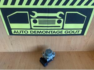 Gebruikte ABS Pomp Peugeot 107 1.0 12V Prijs € 19,95 Margeregeling aangeboden door Autodemontage Gout