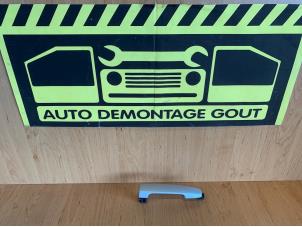 Gebruikte Deurgreep 4Deurs rechts-achter Peugeot 108 1.0 12V Prijs € 9,95 Margeregeling aangeboden door Autodemontage Gout