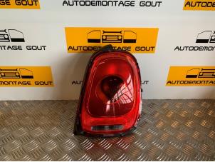 Gebruikte Achterlicht rechts Mini Mini (F55) 1.5 12V Cooper D Prijs € 74,99 Margeregeling aangeboden door Autodemontage Gout