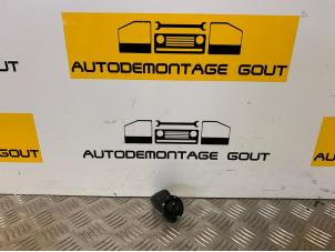 Gebruikte Spiegel Schakelaar Renault Megane II (BM/CM) 2.0 16V Turbo Renault Sport Prijs € 9,99 Margeregeling aangeboden door Autodemontage Gout