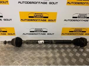 Gebruikte Homokineetas rechts-voor Volkswagen Golf IV (1J1) 1.4 16V Prijs € 29,99 Margeregeling aangeboden door Autodemontage Gout