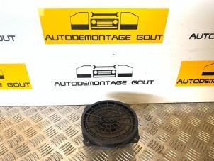 Gebruikte Subwoofer Audi A4 Avant (B7) 2.0 TFSI 20V Prijs € 35,00 Margeregeling aangeboden door Autodemontage Gout