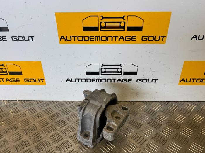 Gebruikte Motorsteun Volkswagen Eos (1F7/F8) 3.2 V6 24V Prijs € 39,99 Margeregeling aangeboden door Autodemontage Gout