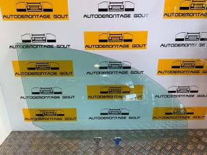Gebruikte Portierruit 2Deurs rechts Nissan Almera (N16) 1.5 16V Prijs € 24,99 Margeregeling aangeboden door Autodemontage Gout