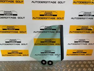 Gebruikte Ruit 2Deurs rechts-achter Austin Mini Open (R52) 1.6 16V One Prijs € 34,99 Margeregeling aangeboden door Autodemontage Gout