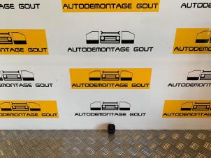 Gebruikte Spiegel Schakelaar Volkswagen Golf V (1K1) 2.0 GTI 16V FSI Turbo Prijs € 9,95 Margeregeling aangeboden door Autodemontage Gout