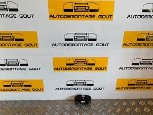 Gebruikte Spiegel Schakelaar Mini Mini Cooper S (R53) 1.6 16V Prijs € 14,99 Margeregeling aangeboden door Autodemontage Gout