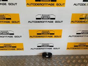 Gebruikte Spiegel Schakelaar Austin Mini Open (R52) 1.6 16V Cooper Prijs € 14,99 Margeregeling aangeboden door Autodemontage Gout