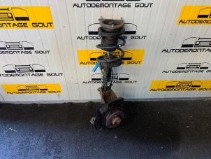 Gebruikte Mac Phersonpoot rechts-voor Austin Mini Open (R52) 1.6 16V Cooper S Prijs € 75,00 Margeregeling aangeboden door Autodemontage Gout