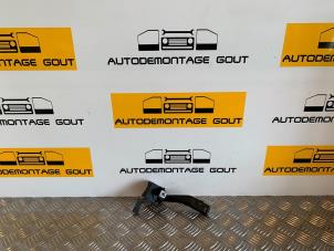 Gebruikte Schakelaar Ruitenwisser Volkswagen Golf V (1K1) 1.6 FSI 16V Prijs € 19,99 Margeregeling aangeboden door Autodemontage Gout
