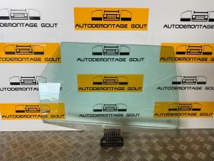 Gebruikte Portierruit 4Deurs rechts-achter Audi A4 Avant (B7) 2.0 TFSI 20V Prijs € 35,00 Margeregeling aangeboden door Autodemontage Gout