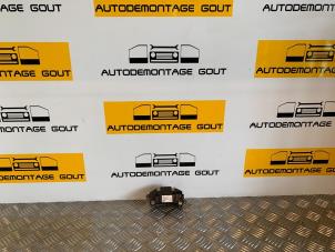 Gebruikte Kachel Weerstand Audi A5 Cabrio (8F7) 2.0 TFSI 16V Prijs € 19,99 Margeregeling aangeboden door Autodemontage Gout