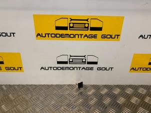Gebruikte Deurcontact schakelaar Chrysler Crossfire Roadster 3.2 V6 18V Prijs € 19,99 Margeregeling aangeboden door Autodemontage Gout
