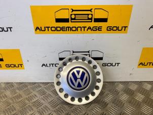 Gebruikte Naafkapje Volkswagen New Beetle (9C1/9G1) 2.0 Prijs € 9,95 Margeregeling aangeboden door Autodemontage Gout