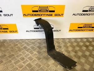 Gebruikte Afdekplaat diversen Audi TT Roadster (8N9) 3.2 V6 24V Quattro Prijs € 14,99 Margeregeling aangeboden door Autodemontage Gout