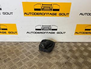 Gebruikte Pookknop Volkswagen Polo V (6R) 1.2 12V Prijs € 15,00 Margeregeling aangeboden door Autodemontage Gout