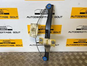 Gebruikte Raammechaniek 4Deurs links-achter Audi A3 Sportback Quattro (8PA) 3.2 V6 24V Prijs € 34,99 Margeregeling aangeboden door Autodemontage Gout