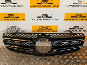 Gebruikte Grille Mercedes GLC (X253) Prijs € 124,99 Margeregeling aangeboden door Autodemontage Gout