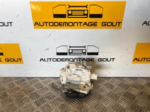 Gebruikte Slotmechaniek Portier 4Deurs rechts-achter Audi A3 Sportback Quattro (8PA) 3.2 V6 24V Prijs € 39,99 Margeregeling aangeboden door Autodemontage Gout