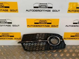 Gebruikte Afdekplaat mistlamp links Audi Q5 (8RB) 2.0 TFSI 16V Quattro Prijs € 99,95 Margeregeling aangeboden door Autodemontage Gout