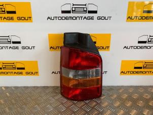 Gebruikte Achterlicht links Volkswagen Transporter Prijs € 24,99 Margeregeling aangeboden door Autodemontage Gout
