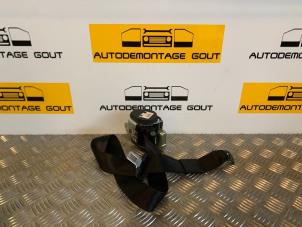 Gebruikte Veiligheidsgordel rechts-voor Audi TT Roadster (8N9) 1.8 20V Turbo Quattro Prijs € 49,99 Margeregeling aangeboden door Autodemontage Gout